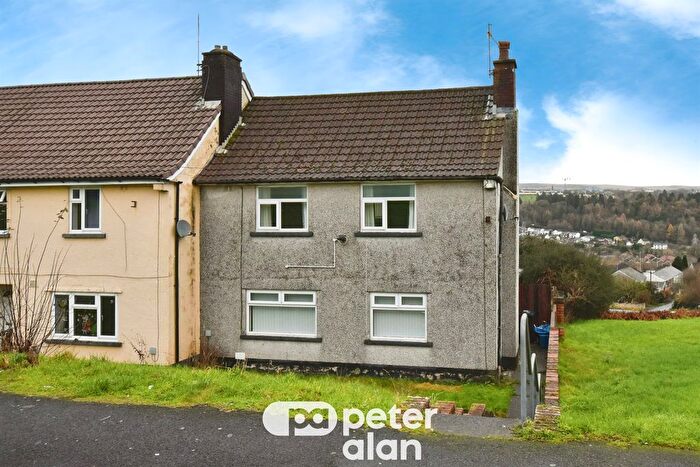 3 Bedroom End Terrace House For Sale In Heol Twyn Du, Merthyr Tydfil, CF48