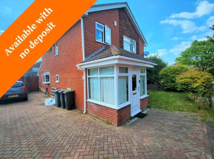 4 Bedroom Detached House To Rent In Chilcomb Close, Lee-On-The-Solent, PO13