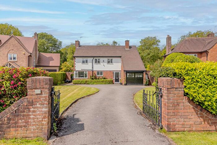 5 Bedroom Property For Sale In Parkway, Trentham, ST4