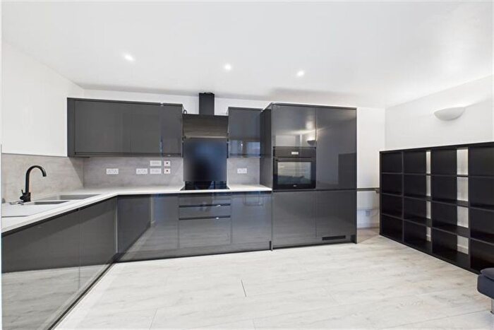 2 Bedroom Flat To Rent In The Hicking Building, Queens Road, NG2