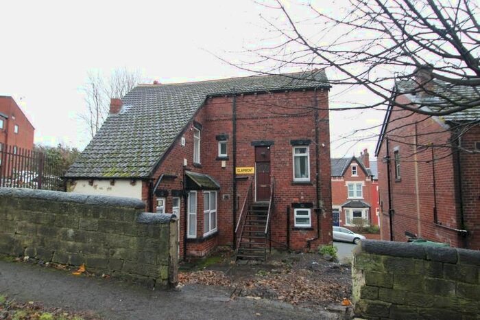 2 Bedroom Flat To Rent In Roundhay Place, Leeds LS8