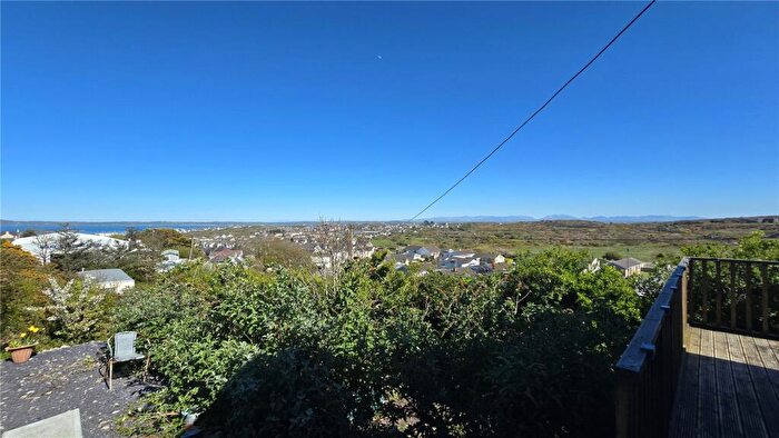 3 Bedroom Bungalow For Sale In Mountain, Holyhead, Isle Of Anglesey, LL65