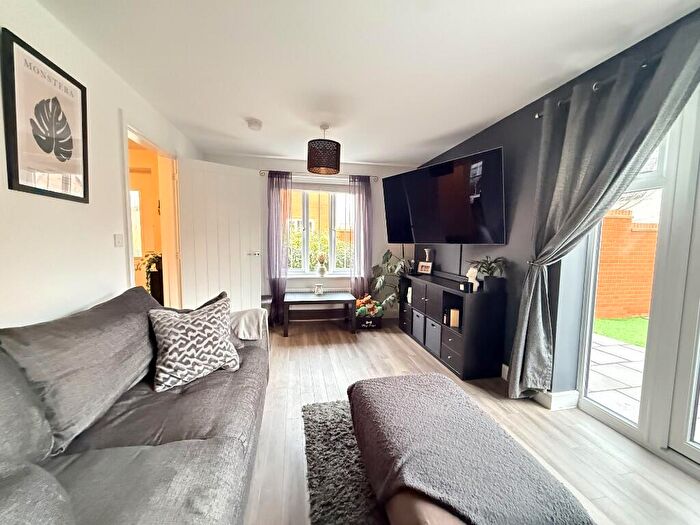 3 Bedroom Detached House For Sale In Ninham Close, Hethersett, NR9