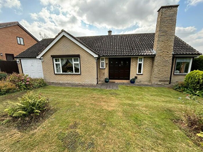 2 Bedroom Detached Bungalow For Sale In Front Street, Tealby, LN8