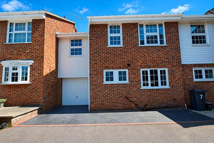 4 Bedroom Terraced House To Rent In Staplers Court, Penenden Heath, ME14
