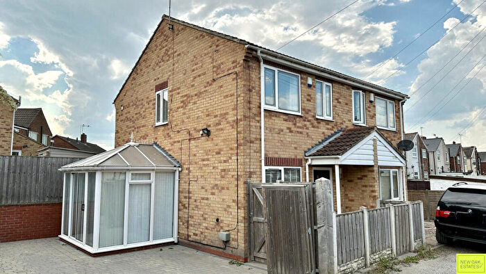 2 Bedroom Semi-Detached House To Rent In Mill Lane, Grassmoor, S42