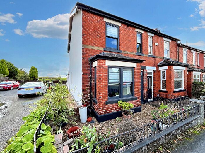 3 Bedroom Terraced House For Sale In Ringley Road West, Radcliffe, M26