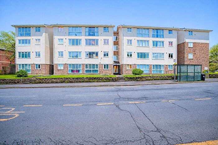 2 Bedroom Flat For Sale In Upper Maze Hill, St. Leonards-On-Sea, TN38