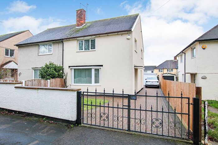 3 Bedroom Semi Detached House For Sale In Gardendale Avenue, Clifton, Nottingham, NG11