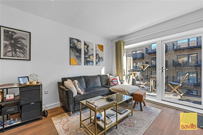 1 Bedroom Apartment For Sale In Augustine Court, Brumwell Avenue, Woolwich, London, SE18