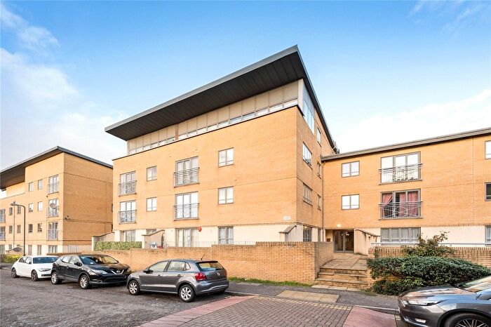 1 Bedroom Flat To Rent In Brandan House, Sovereign Place, Harrow, Middlesex, HA1