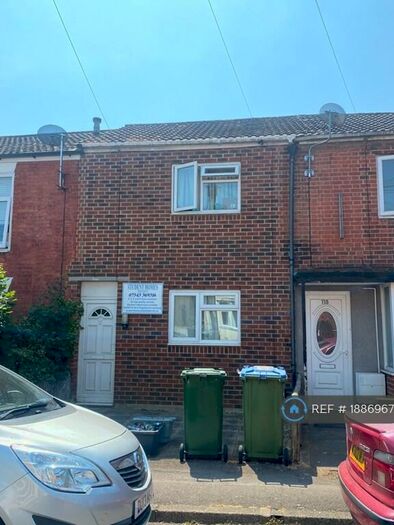 4 Bedroom Terraced House To Rent In Avenue Road, Southampton, SO14