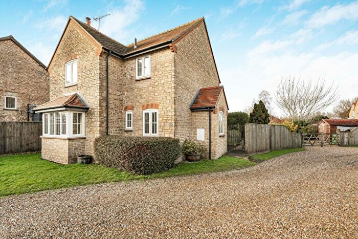3 Bedroom Detached House For Sale In High Street, Hinton Waldrist, Oxfordshire, SN7
