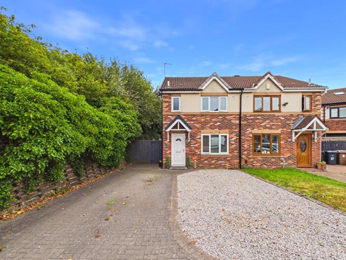 3 Bedroom Semi-Detached House For Sale In Watch House Close, North Shields, NE29