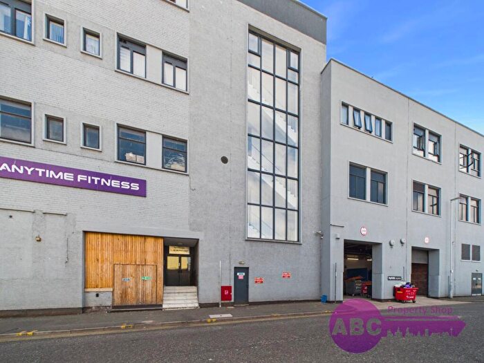 1 Bedroom Apartment For Sale In Oliver Street, Birkenhead, Merseyside, CH41