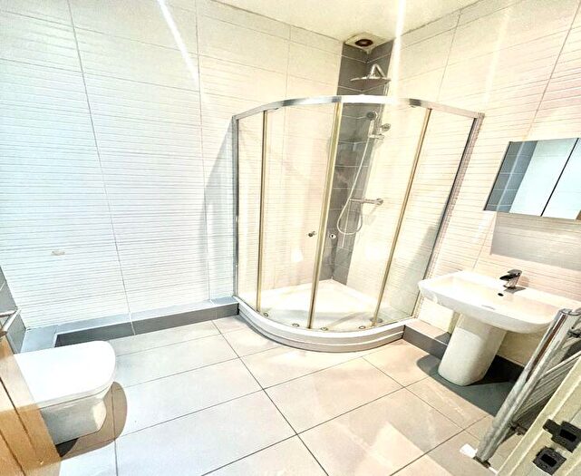 2 Bedroom Apartment To Rent In Prospect Mill Meadows, Cleckheaton, West Yorkshire, BD19