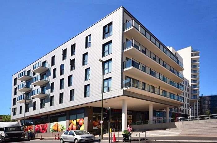 1 Bedroom Flat To Rent In Guildford Road, Woking, GU22