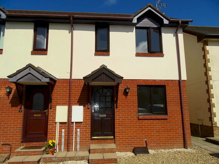 2 Bedroom End Of Terrace House To Rent In Ridgeway Close, Bideford, EX39
