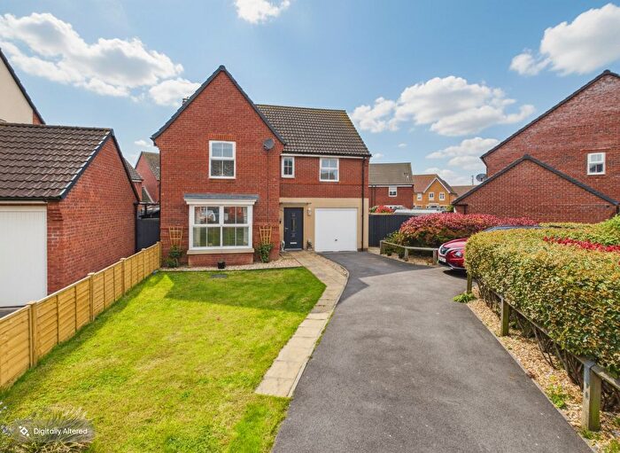 4 Bedroom Detached House For Sale In Chatsworth Drive, Bridgwater, TA6