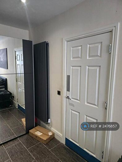 1 Bedroom Flat To Rent In Ty Gloch, Brecon, LD3