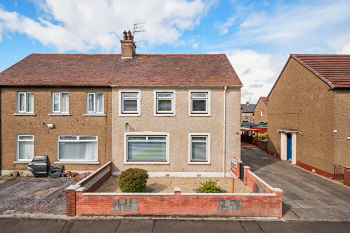 4 Bedroom Semi-Detached House For Sale In Wilson Street, Grangemouth, FK3