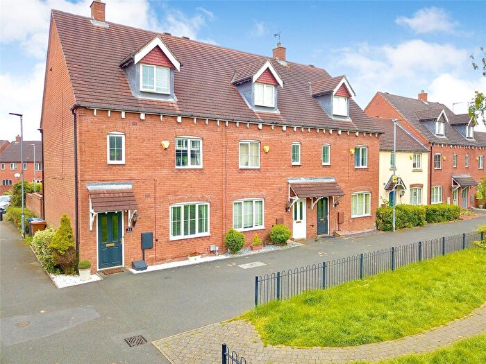 4 Bedroom End Of Terrace House For Sale In Applebees Walk, Hinckley, Leicestershire, LE10