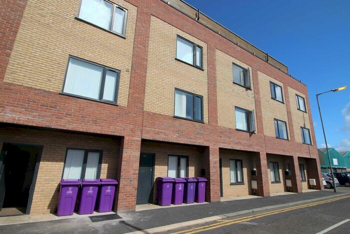 4 Bedroom House To Rent In Paul Street, Liverpool, L3