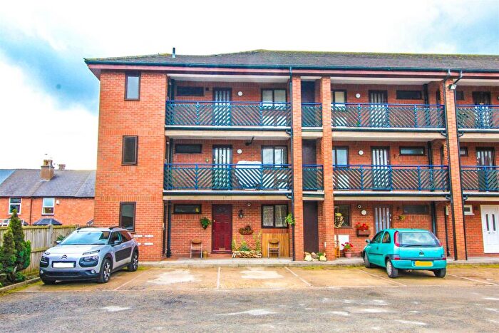 1 Bedroom Flat To Rent In Osnor Court, Coronation Terrace, Bromsgrove, B60