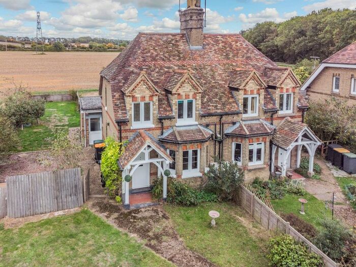 3 Bedroom Semi-Detached House For Sale In Little Barford, St. Neots, Cambridgeshire, PE19