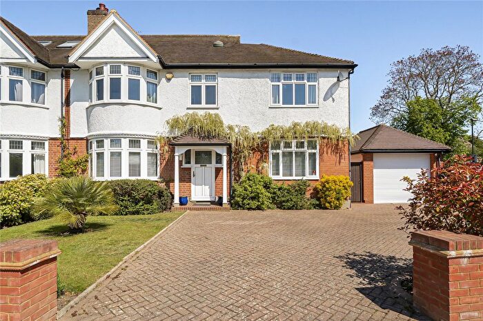 5 Bedroom Semi-Detached House For Sale In Wellesley Road, Twickenham, TW2