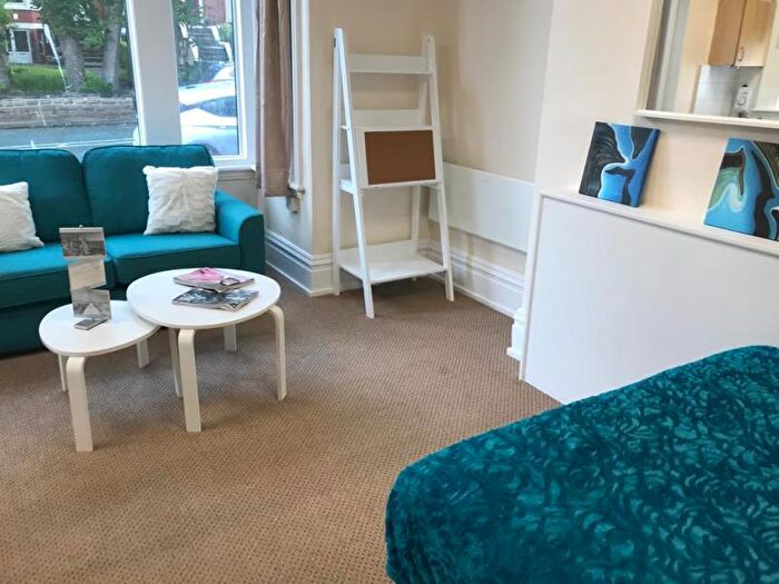 Studio To Rent In Flat - Norwood Terrace, LS6