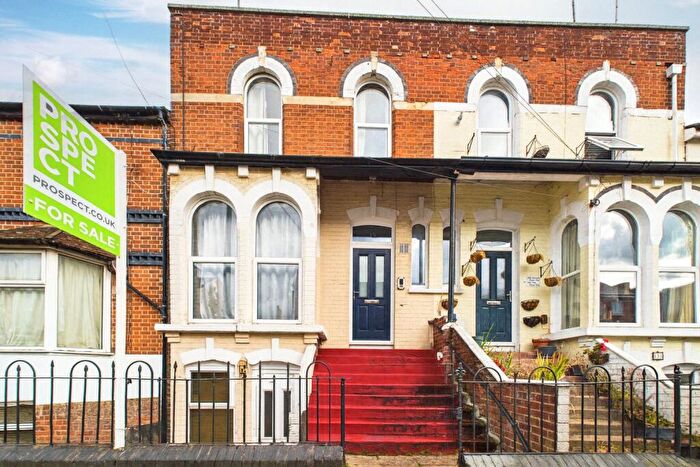 1 Bedroom Apartment For Sale In George Street, Reading, Berkshire, RG1