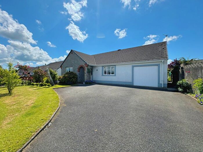 4 Bedroom Detached Bungalow For Sale In South Road, Pembroke, SA71