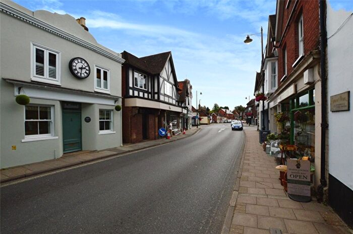 1 Bedroom Flat To Rent In Rumbolds Hill, Midhurst, West Sussex, GU29