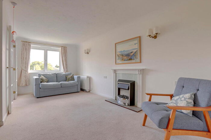 1 Bedroom Retirement Property For Sale In Brielen Court, Nottingham, NG12