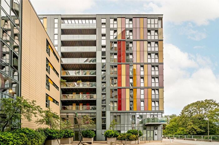 1 Bedroom Flat For Sale In Homerton Road, London, E9