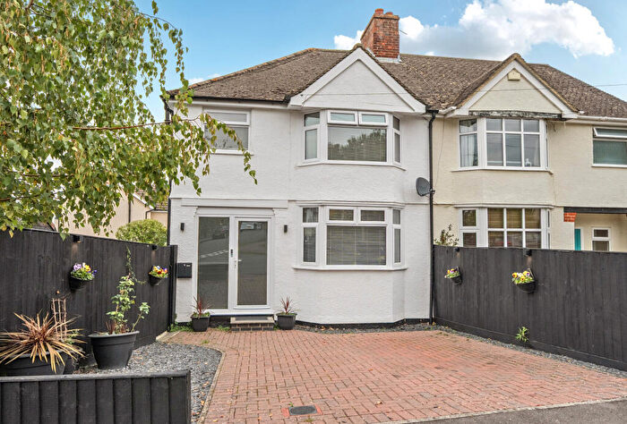 3 Bedroom Semi-Detached House For Sale In Coniston Avenue, Headington, Oxford, Oxfordshire, OX3