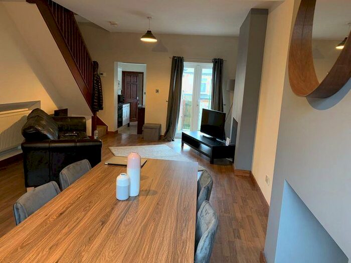 3 Bedroom Terraced House To Rent In Upper Waun Street, Blaenavon, NP4