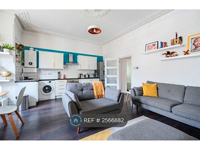 1 Bedroom Flat To Rent In Moreton Road, South Croydon, CR2