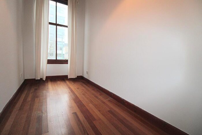 2 Bedroom Flat To Rent In Burgh Hall Street, Glasgow, G11
