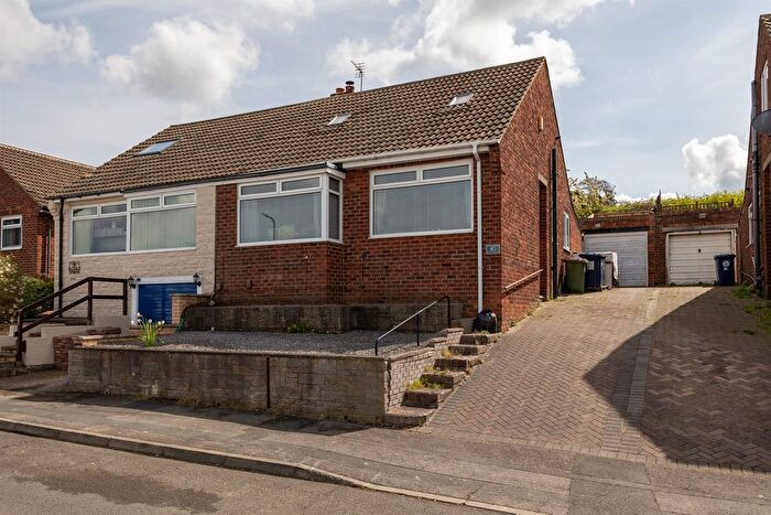 2 Bedroom Semi-Detached Bungalow For Sale In Farmbank Road, Ormesby, Middlesbrough, TS7
