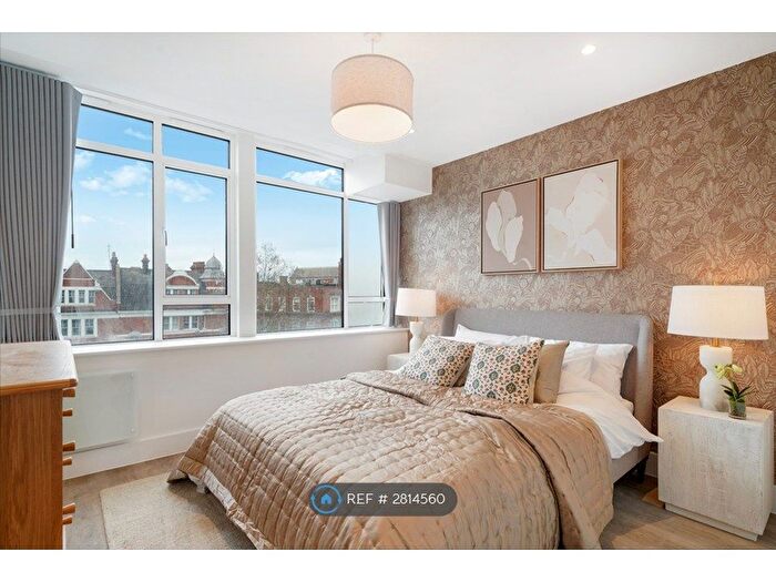 1 Bedroom Flat To Rent In Elgar House, London, SW16