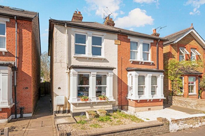 3 Bedroom Semi-Detached House For Sale In Russell Road, Walton-On-Thames, KT12