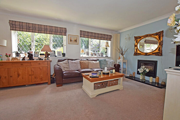 4 Bedroom Detached House For Sale In Churchfields, Kingsley, Bordon, Hampshire, GU35
