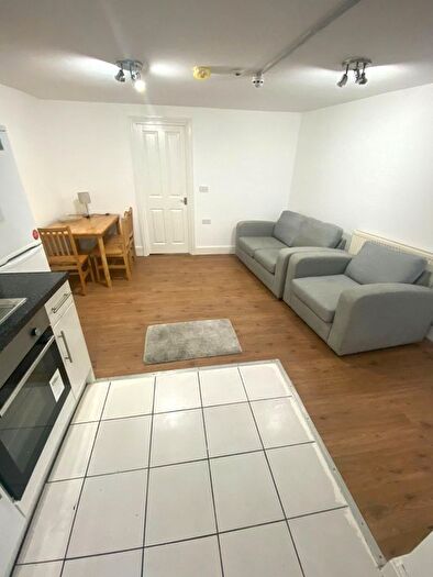 1 Bedroom Flat To Rent In Capworth Street, London, E10