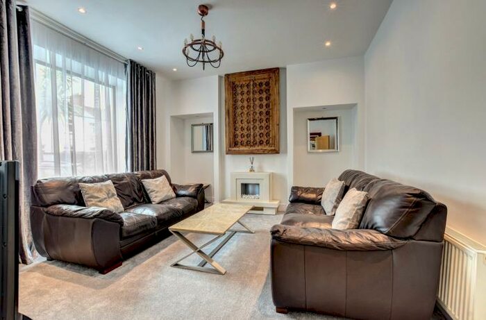 5 Bedroom House To Rent In Severn Road, Cardiff, CF11