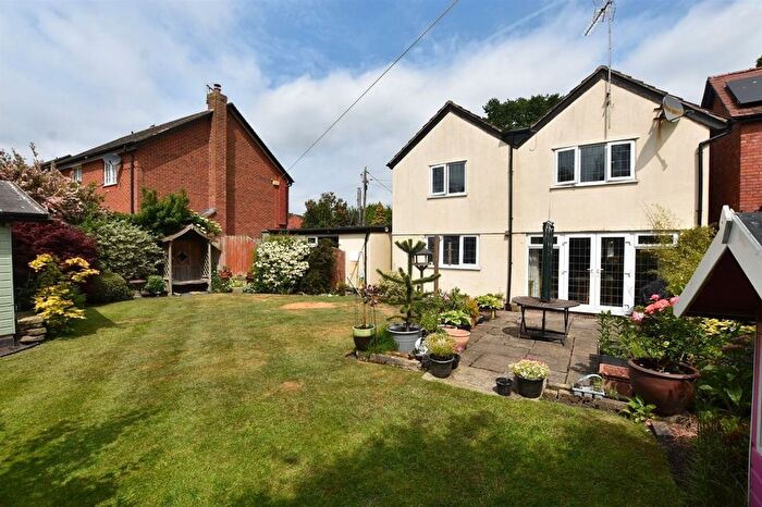 4 Bedroom Detached House For Sale In Newcastle Road South, Brereton, CW11