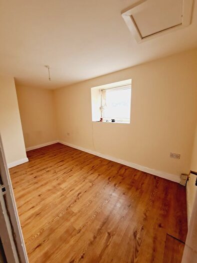2 Bedroom Flat To Rent In Mansel Street, Swansea, SA1