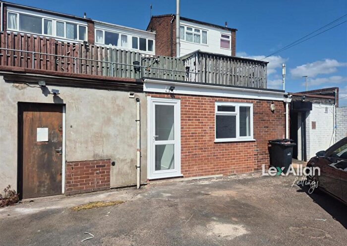 Studio To Rent In High Street, Brockmoor, Brierley Hill, DY5
