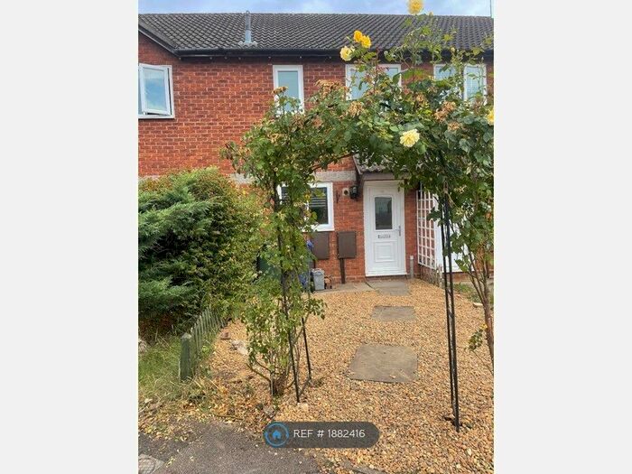 2 Bedroom Terraced House To Rent In Kestrel Way, Bicester, OX26